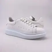 Alexander McQueen Oversized Sneaker "WHITE" - Size 7 - 553770 whgp 9000 (7903-..