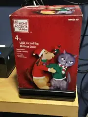 Home Accents Holiday 4 Ft LED Cat & Dog Mistletoe Scene Airblown Inflatable