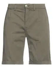 [JACOB COHЁN] JACOB COHЁN Shorts & Bermuda Shorts - Item 30262151