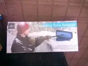 Sharper Image Snow Sweeper Pusher 18" Foam Head 40" Extending Handle