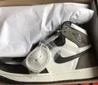 Air Jordan 1 Retro High OG Dark Mocha 555088 105 MEN size 9.5