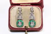 18K Gold Natural Diamond And Caliber Cut Emerald Decorated Drop Earring