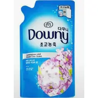 在飛比找蝦皮購物優惠-現貨 Downy 強效除臭衣物柔軟精補充包 700ml