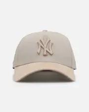 [New Era] New Era New York Yankees 'Cream Suede' 9forty A-frame Strapback Stone/oatmilk - Size ONE ONE Stone/Oatmilk