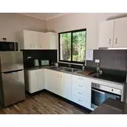 Modern Self Contained/serviced 2-bedroom Cabin Near Darwin.