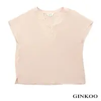 在飛比找momo購物網優惠-【GINKOO 俊克】蕾絲V領無袖上衣