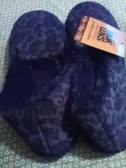 LUK-EES by MUK LUKS Women's Tuxedo Slippers Size Dark Sapphire