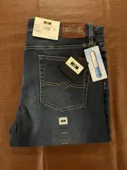 NWT Joseph Abboud Men’s Coolmax Denim Jeans 2 - Size 34 x 32