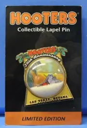 NEW! HOOTERS 20th ANNIVERSARY LAS VEGAS NV NEVADA BUBBLE SNOWGLOBE LAPEL PIN