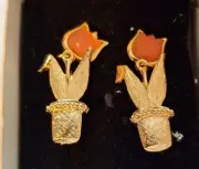 Vintage Avon Goldtone Pink Tulip Green Enamel Leaves Flowerpot Vintage Earrings