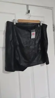 Primark Ladies Black Faux Leather Skirt Size 16 New