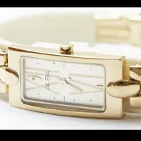 在飛比找momo購物網優惠-【ALBA】雅柏手錶 金綴時尚優雅鵝黃面鍊帶IP金女錶/AE