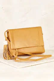 Stella Tassel Clutch Bag--BRAV-BC320T