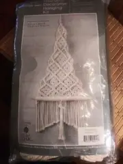 Christmas Tree Macramé Kit- From Solid Oak
