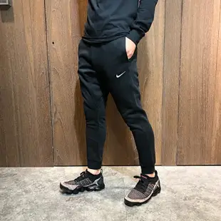 美國百分百【全新真品】NIKE 耐吉 長棉褲 褲子 休閒褲 長褲 運動褲 修身 縮口 束口 男 黑色 M/L號 BD35