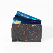 SWIG Minimalist Wallet Carbon Fibre Black Red