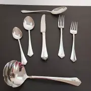 New Oneida JUILLIARD Lot of 30 Pieces 18/10 Stainless Flatware & 2 Serving NOS
