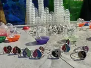 25 Pack 1.1 Inch Vending Machine Capsules Rings. Yin/Yang. 25 Pc Mix Packaged.