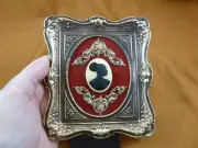 CFA20-5) FRAMED CAMEO African American Woman brass desk shelf wall art