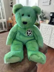 Vintage TY Beanie Buddy Kicks Green Plush Soccer Teddy Bear