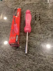 Snap On ssdmr4bpm pink ratcheting screwdriver with 5 Bits