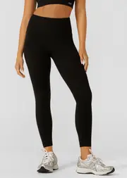 [Lorna Jane] Amy No Ride Phone Pocket Ankle Biter Leggings in Black, Size - Large L Recycled Black