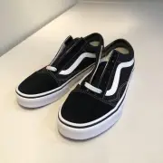 Vans Men’s Old Skool Sneaker Black Size 6.5