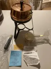 Vtg Copper craft Guild Fondue Pot With Lid (Never Used)