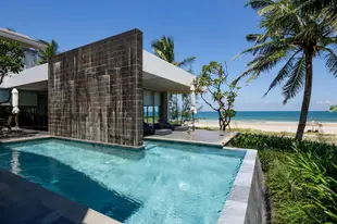 Ocean Luxury Villas -5bedroom Beachfront Villa