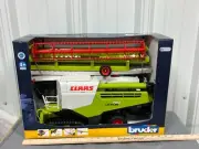 CLAAS Lexion 780 Bruder COMBINE 1:16 Scale NIB w/ Grain Head and Trailer GREEN