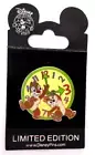WALY DISNEY WORLD 2004 CHIP 'n' DALE CAST MEMBER CLOCK EXCLUSIVE PIN - LE OF 500