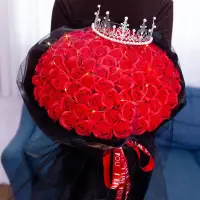 在飛比找樂天市場購物網優惠-楓林宜居 花束99朵碎冰藍玫瑰花成品送老婆閨創意情人節生日禮
