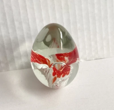 Vintage Glass Eye Studio Red Lily Glass Egg Paperweight Art Glass 2.75" READ