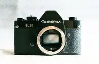 在飛比找Yahoo!奇摩拍賣優惠-【悠悠山河】 稀有 西德製 Rolle原廠 純機械相機--R