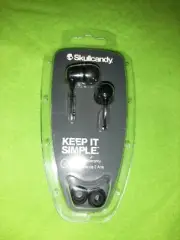 Black Skullcandy Earbuds