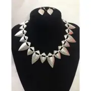 NEW Exotic Silver Plated Hammered Metal Arrowhead Tribal Choker Bib Necklace Set