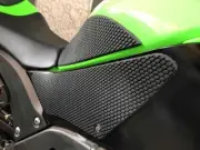 TechSpec Kawasaki ZX10R 2016-2022 Snake Skin Tank Grip 62-2527-SS