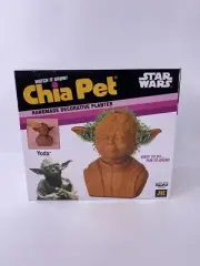 Star Wars Yoda Chia Pet Decorative Planter 90s Aesthetic White Elephant Gift