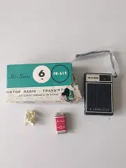 Hi-Sonic FR-619 transistor radio G transistor