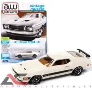 AUTOWORLD AWSP173B 1:64 1973 FORD MUSTANG MACH 1 (PEARL WHITE)