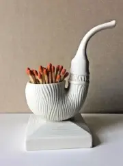 JONATHAN ADLER White Pipe Biscuit Porcelain Match Strike Holder