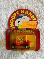 New Handfuls Mini Die Cast Aviva Peanuts Car Vehicle Snoopy In Surf Dune Buggy