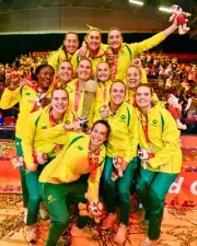 NETBALL DIAMONDS AUSTRALIA NETBALL TEAM POSTER, BARGAIN