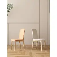 在飛比找ETMall東森購物網優惠-北歐餐椅原木色奶油風家用靠背皮椅子現代簡約設計師實木白色椅