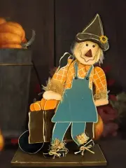 Chunky Wood Scarecrow