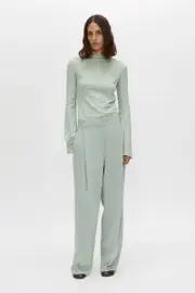 Moriallas Tailored Pant in Sage Green - CAMILLA AND MARC® C&M