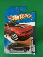 Hot Wheels 2011 HW Main Street 2/10 Ford Mustang GT Concept Maroon B141