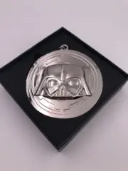 Star Wars Smuggler Bounty Medal Subscriber Darth Vader (K5)