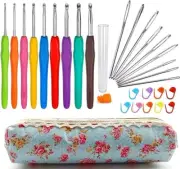 Clover Amour Crochet Hook Set 2.0