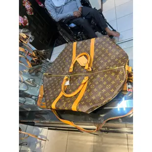 湘琴精品LV 二手正品(55）背帶款旅行袋39800